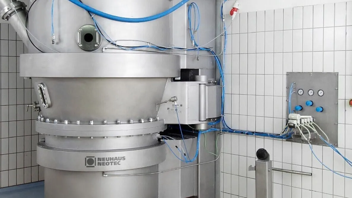 Fluid bed plant for drying, coating and agglomeration